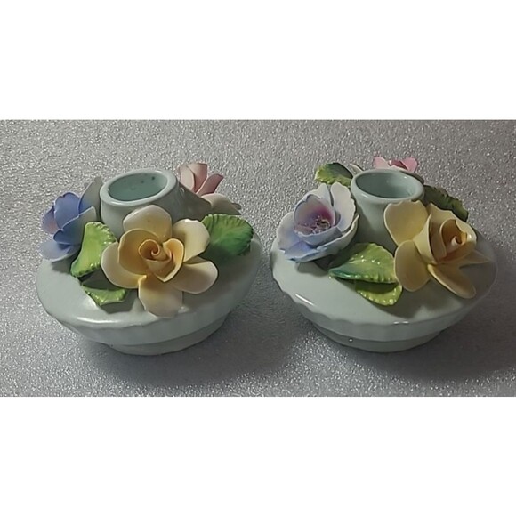 2x Vtg Thorley Staffordshire England Bone China Porcelain Floral Candle Holders - Picture 1 of 7